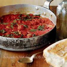 Fabio S Tomato Sauce With Oil And Garlic Chef Fabio Viviani Recipes Italian Recipes Cooking Recipes