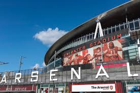 The emirates stadium is a football stadium in holloway, london, england, and the home of arsenal football club. Das Emirates Stadion Statuen Von Arsenal Legenden Erklart