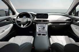 The gas versions will arrive first, by the end of this year, while the hybrid is. Renewed Hyundai Santa Fe From 44 495 Euros Techzle