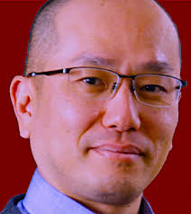 Tomonori Totani asks the age-old question, “What is life?”