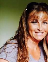 Kim Kile's Instagram, Twitter & Facebook