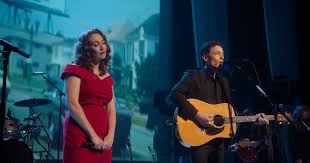 Review: Jakob Dylan and 'Echo in the Canyon' recall the mid-1960s Harmonic  Invasion - Los Angeles Times