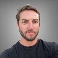 Robert Bouse's Instagram, Twitter & Facebook