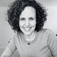 Susan Moyer's Instagram, Twitter & Facebook