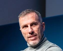 TIM, la svolta di Labriola: "Più solidi e pronti a investire nel futuro"