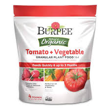 Compost adds basic nutrients and improves soil structure. The Best Fertilizers For Tomatoes Bob Vila
