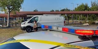 Many residents feared dead as block of flats in miami partially collapses belfast news letter16:22. Two Dead Over 20 Injured In Miami Mass Shooting Police Say