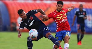 Fue fundado por un grupo de españoles residentes en chile y de descendientes de españoles bajo el nombre de centro español de instrucción y recreación el 18 de mayo de 1897, 3 y es en la actualidad uno de los clubes de fútbol profesional más antiguos del país. U De Chile Recibe A Union Espanola Buscando Escapar De Ultimos Puestos En Torneo Nacional Radio Maray