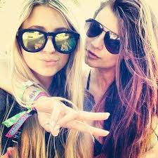 Sarah kellner (@SFloecklmueller)