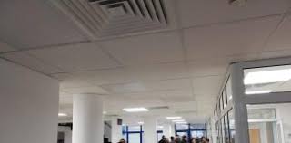 În acest articol vom oferi informație utilă și comprehensivă despre impozitele și cheltuielile pe care le are atât vânzătorul cât și cumpărătorul unui bun imobil (apartament, casă, teren pentru construcții etc.). Primaria Bistrita Observatorbn