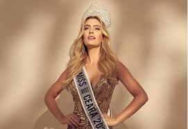 She is fluent in portuguese and english. Lamzxy2ulkof M