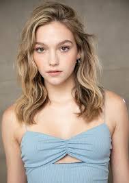 Fan Casting Shay Rudolph as Casey Mathis in We're the Millers (2023)