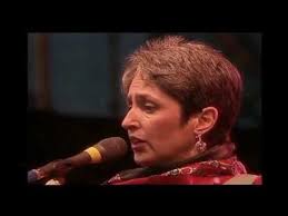 Mercedes Sosa Y Joan Baez Gracias A La Vida Sottotitolata In Italiano Audio Remasterizzato Youtube Joan Baez Woodstock Canzoni