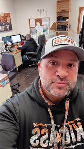 Little Johnny's Helping Hand in Winona