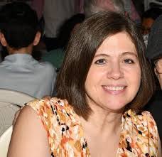 Amanda Mullins's Instagram, Twitter & Facebook