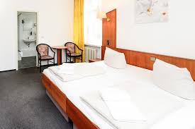 View deals for hotel pension bolgerini inn. Bolgerini Inn Zimmer In Hotel Pension Bolgerini Inn In Berlin
