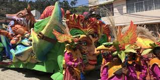 El viernes santo es una de las principales celebraciones del cristianismo. Ecuador Holidays And Traditions Planetandes