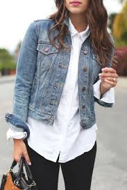 In this video, jeff from the style o.g. Denim Jacket Over White Blouse Looks Casuais Femininos Roupas Looks