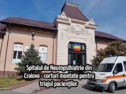 Florin cazacu, asistent medical la spitalul de neuropsihiatrie din craiova, era la mare cand a inceput sa se simta rau. Spitalul De Neuropsihiatrie Craiova A Montat Corturi Pentru Triajul PacienÈ›ilor Media 10