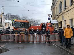 В кургане на митинг, по данным мвд, вышло 32 человека. Hqcopja6soh2mm