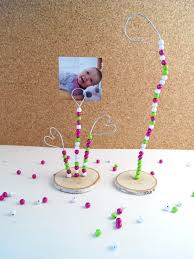 Bastle Einen Fotohalter Mit Herz So Einfach Fantasiewerk In 2020 Geschenke Basteln Mit Kindern Muttertag Geschenke Basteln Muttertagsgeschenke Basteln Mit Kindern