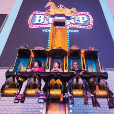Harga tiket masuk awana skyway rm 8 per orang. Skytropolis Resorts World Genting