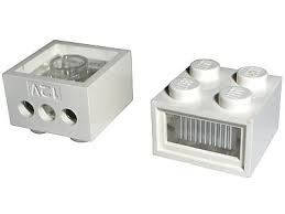 Bricklink Part 08010bc01 Lego Electric Light Brick 12v 2 X 2 With 3 Plug Holes Trans Clear Diffuser Lens Electric Light Sound Bricklink Reference Catalog
