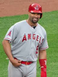 Albert pujols is a professional baseball player who emigrated from the dominican republic to the us. Albert Pujols Wikipedia