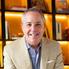 Great evening celebrating the University of Miami School of Law new dean &  my friend Patricia Sanchez Abril. My alma mater is in great hands. Corali  Lopez-Castro Marlene Fernandez-Karavetsos Nicole…