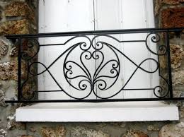Compagnie Des Ferronniers D Art Appuis De Fenetre En Fer Forge De Style Classique Fer Forge Fer Forge Fenetre Appui De Fenetre