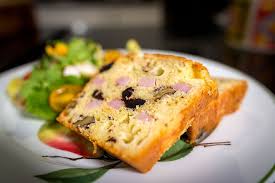 Alpine Cheese And Ham Loaf Cake Au Fromage Et Jambon Des Alpes Recipe Recipes Ham Loaf Food