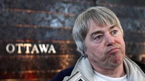 Robert Latimer's Instagram, Twitter & Facebook