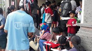 Transparansi keuangan dinas dikpora kota denpasar 2018 perubahan. Esok Mulai Pendaftaran Kembali Calon Peserta Didik Yang Lulus Smp Negeri Di Denpasar Ini Jadwalnya Tribun Bali