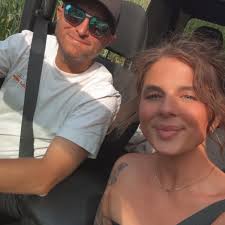 Who can shorten a couple pairs of jeans?