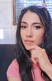 Vanesa Viera's Instagram, Twitter & Facebook