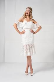 Maybe you would like to learn more about one of these? Brautkleid Im Charleston Stil In Knieumspielender Lange Aus Spitze