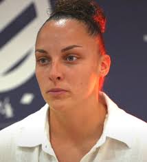 Justine Lerond — Wikipédia