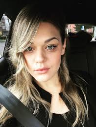 FOTO) Neodoljiva sličnost: Sandra Perković ima atraktivnu dvojnicu