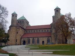 (0.57 mi) ibis styles hildesheim. Hildesheimer Dom Und Klosterkirche St Michael Kunst Und Kultur Unesco Welterbestatten In Deutschland Goruma