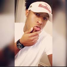 Ronald Wilson (@RonnieBoy_)