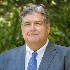 Intern Spotlight: Evan Bland Evan is an upcoming senior at the University  of Arkansas studying Industrial Engineering. He just completed a 10-week  internship in the Dillard's Inc. Little Rock…