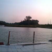 Objek wisata ini merupakan objek wisata keluarga dengan berbagai wahana permainan seru. Tjiu Palace Fishing Pond Samarinda East Borneo