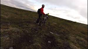 Caring for and attending to the needs of the riders, the volunteers are found all along the routes, on the mountain plateau, in the wilderness and near the start and finishing areas. Offroad Finnmark 700 Km Team Spirit Ch Point 4 6 Youtube