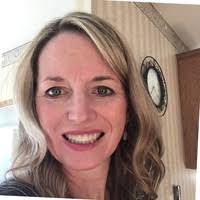 Carolyn Eberhardt's Instagram, Twitter & Facebook