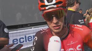 Simon Yates wint etappe, Arensman tweede • Healy neemt gele trui over van  Pogacar