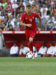 Miguel Veloso Portugal National Team World Cup 2014 Http Sdgpr Com Miguel Veloso Ht Portugal National Team Portugal National Football Team Soccer Players