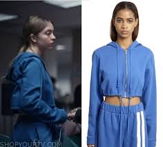 In many ways, these looks not only are metaphoric for the characters themselves, but they are heidi's representations of the sensational journey each episode took us on. Cassie Howard Fashion Clothes Style And Wardrobe Worn On Tv Shows Shop Your Tv