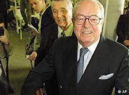 Le pen has run for the french presidency five times, including in 2002, when in a surprise upset he came second. Profile Jean Marie Le Pen News And Current Affairs From Germany And Around The World Dw 22 04 2002