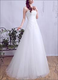 Brautkleider & brautmoden bei balayi magazasi. A Linie Brautkleid Mit Raffung Und Spitze Lafanta