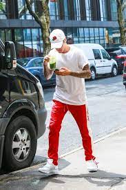 Justin Bieber Out And About On Looklive Justin Bieber Outfits Justin Bieber Casual Street Wear